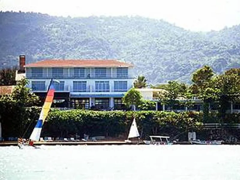 **  אוצ'ו ריוס Silver Seas Hotel ג'מייקה