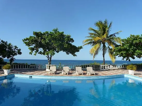 אוצ'ו ריוס Silver Seas Hotel