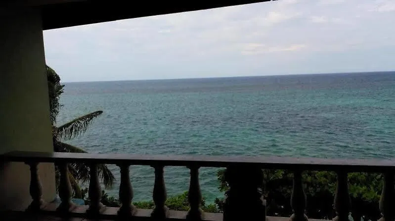 אוצ'ו ריוס Silver Seas Hotel