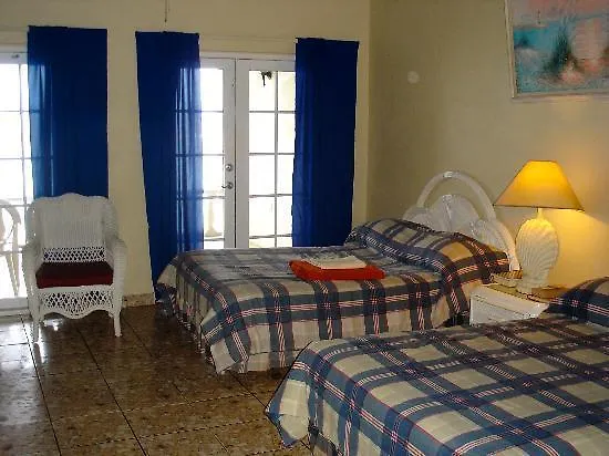 אוצ'ו ריוס Silver Seas Hotel 2*, אוצ'ו ריוס